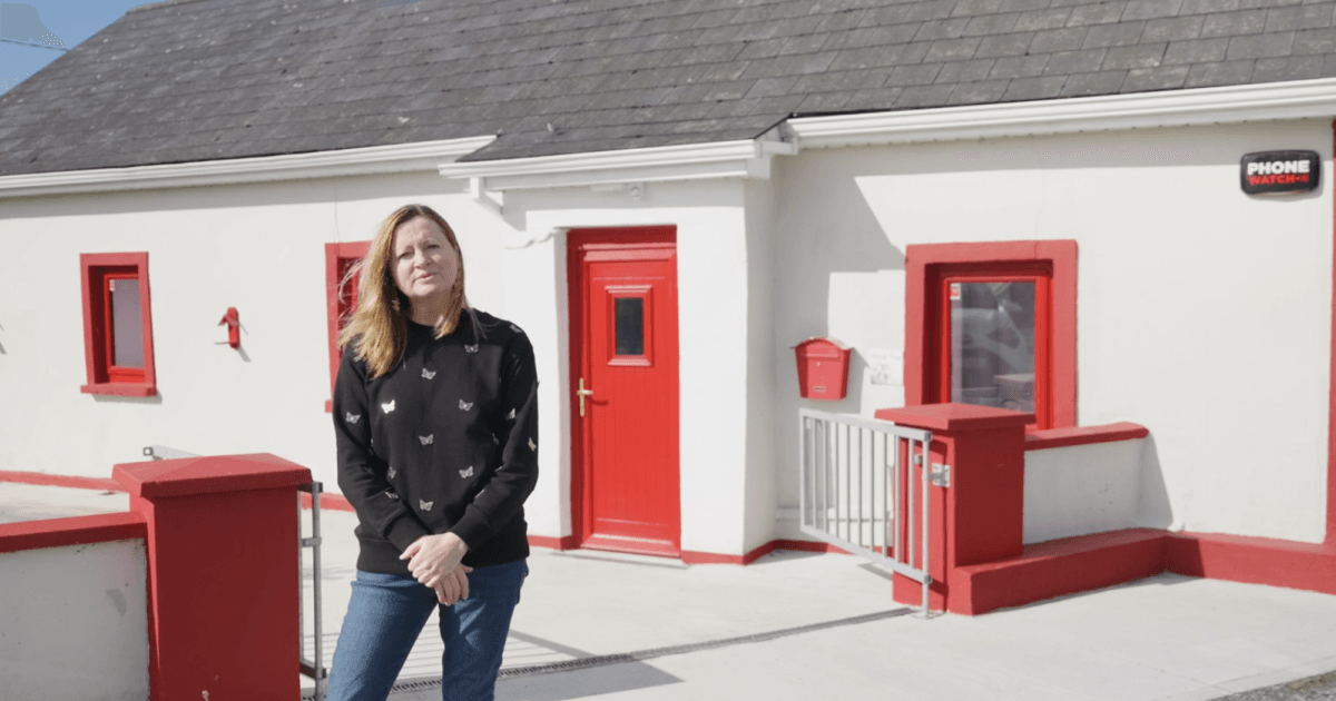 Irish woman ‘sells’ house via lottery: €2.5 million for a €300,000 house.