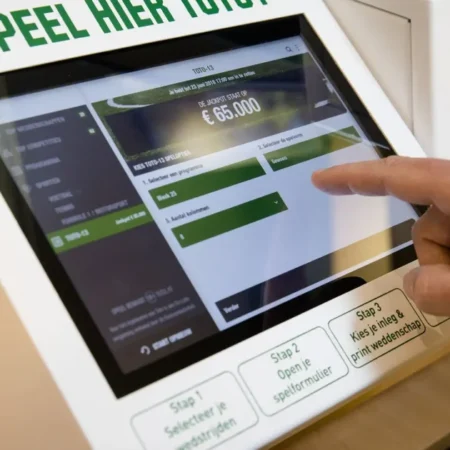 Gambling Popularity Linked to Rise in Tobacco Sales