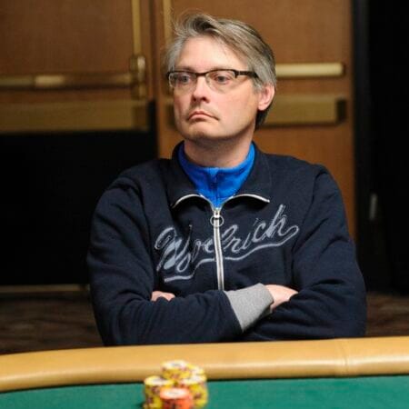 Hans Bosman & John Alders Advance with Big Stacks in WSOP Main